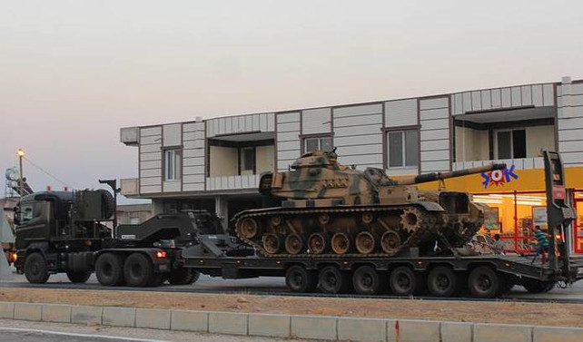Suriye sınırına tank sevkiyatı