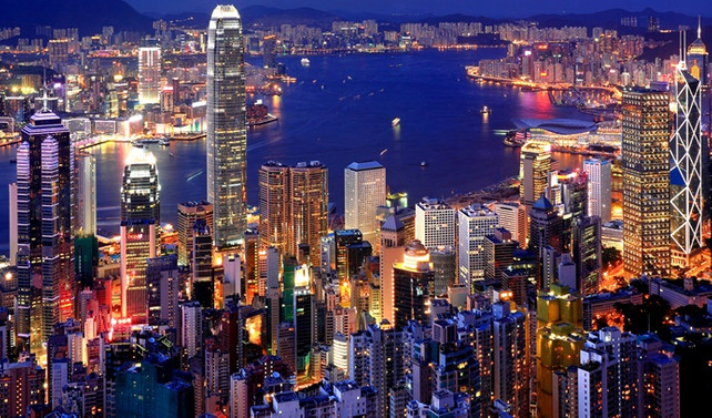 S&P, Hong Kong'un kredi notunu düşürdü