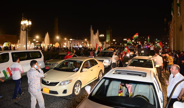 Erbil'de vatandaşlar sokakta