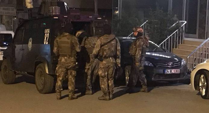 İstanbul'da terör operasyonu: 16 gözaltı