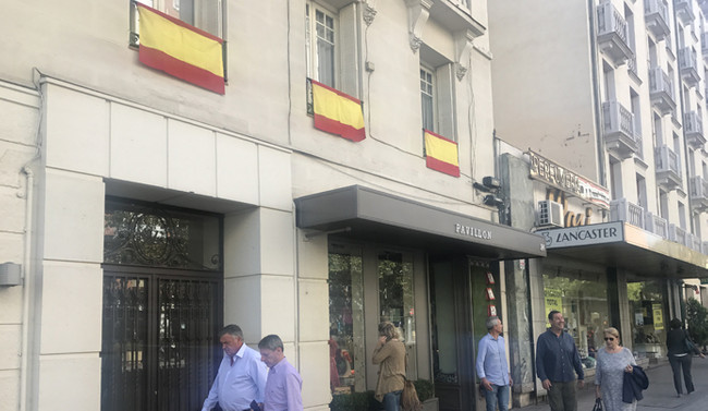 İspanyollardan Katalonya'ya bayraklı tepki