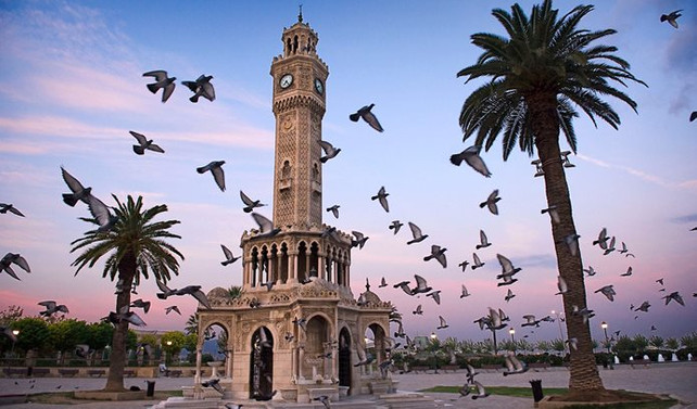 İzmir turizmi yüzde 12 büyüdü
