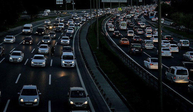 Tatilciler dönüş yolunda