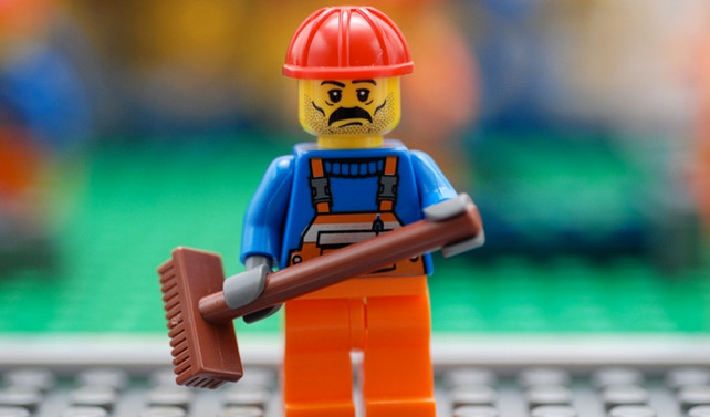 Lego, bin 400 çalışanı işten çıkarıyor