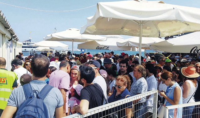 10 günlük tatilden Yunanistan, 500 milyon liralık pay aldı