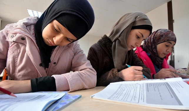 Her 5 kişiden sadece biri Suriyelilerin ekonomik katkı sağladığını düşünüyor
