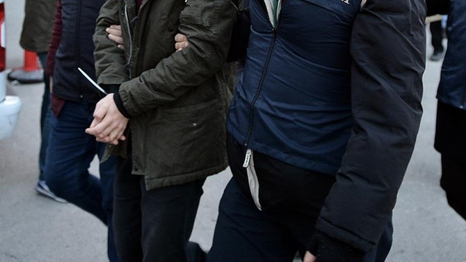Burak Akın'ın ardından 4 subay daha teslim oldu