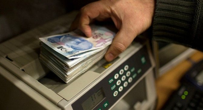 OTAŞ kredisi 'yakın izlemede'