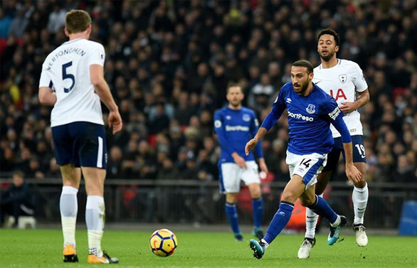 Cenk Tosun'lu Everton deplasmanda kaybetti