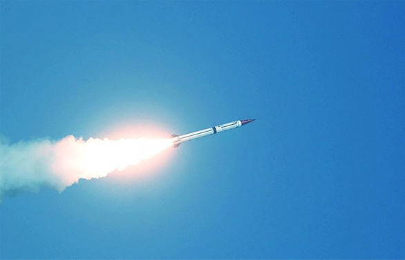Hawaii'de yanlış balistik füze alarmı panik yarattı