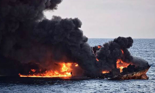 Çin’de bir haftadır yanan tanker gemisi battı