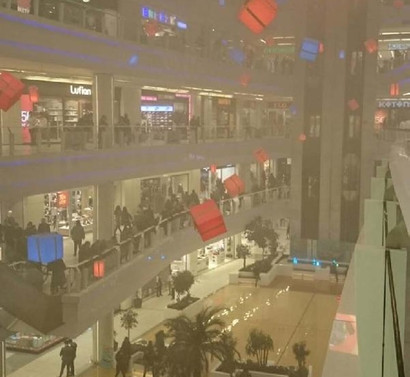AVM'de yangın paniği
