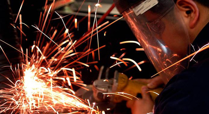İmalat PMI aralıkta güçlü yükseldi