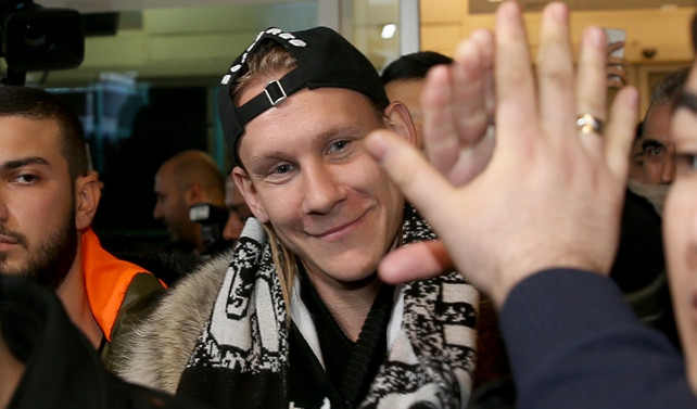 Domagoj Vida, İstanbul'a geldi