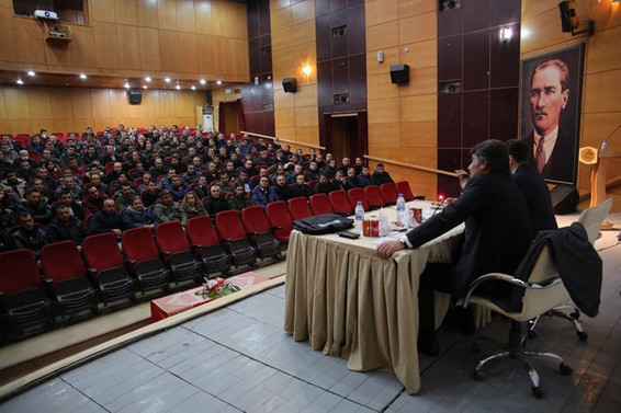 Özel güvenlikler üç aylık eğitime alındı