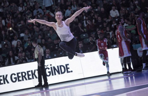 All-Star’da Ayşe Begüm’den muhteşem şov