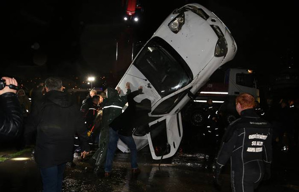 Ordu'da polis aracı denize düştü: 1 ölü, 1 yaralı