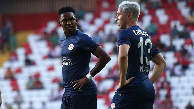 Nasri gidiyor, Eto'o belirsiz
