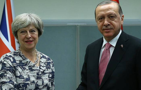 Erdoğan İngiltere Başbakanı ile telefonda görüştü