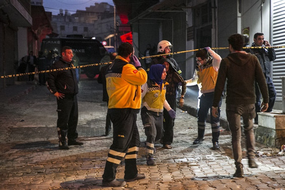 Reyhanlı'ya roket düştü