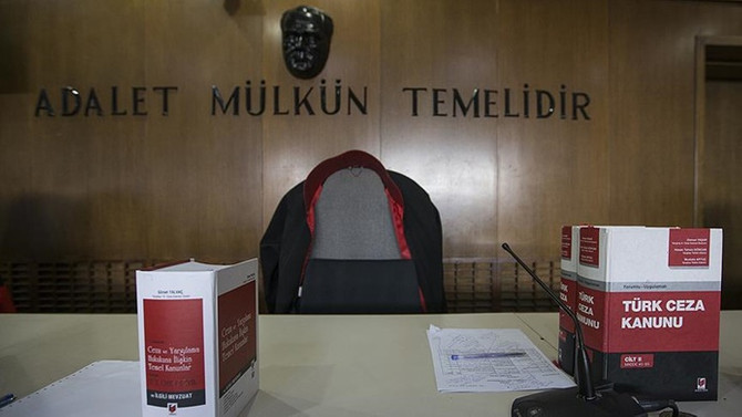 10 hakim ve savcı göreve döndü