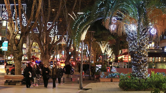 Bağdat Caddesi'ne 4 kişiden biri artık uğramıyor