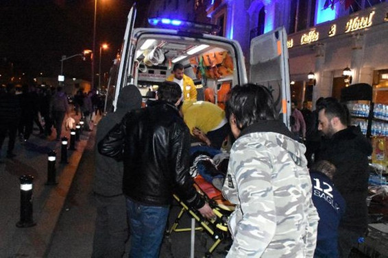 Fatih'te silahlı saldırı: 2 yaralı