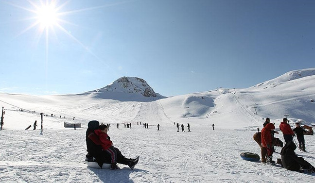 Hakkari'ye kış sporları için 10,5 milyon liralık yatırım
