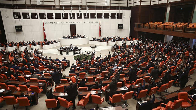 Meclis, çalışmalarına yeniden başlıyor