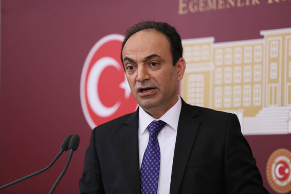 Gözaltına alınan Baydemir serbest
