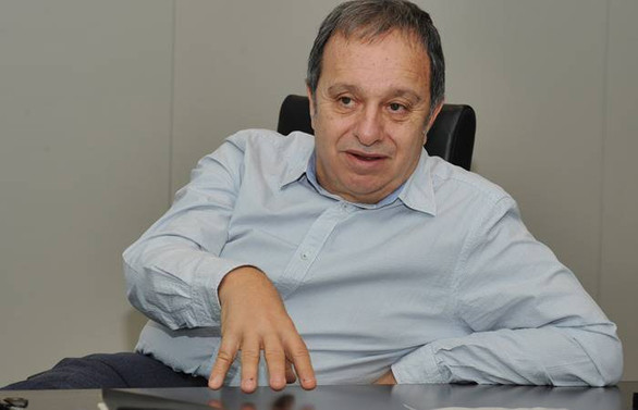 Yüngül: Bürokratlar bile ithal telefon kullanıyor; sabırlı politika şart