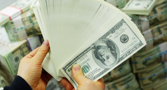Serbest piyasada dolar 3,7420 liradan açıldı