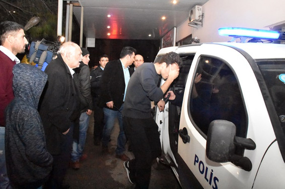 Biber gazından etkilenen öğrenci ve öğretmenler taburcu oldu