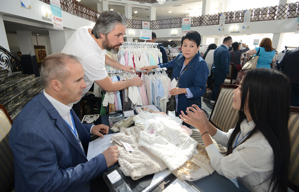 Kırgızistan’da 1 günde 1.600 iş görüşmesi