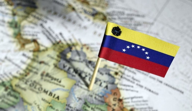 Venezuela bankacılık işlemlerinde dolar kullanmayacak