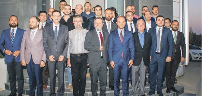 İşi iyi olan da endişeli, negatif havayı üstümüzden atmalıyız