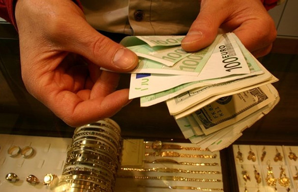 Finansal kesim dışındaki firmaların net döviz açığı arttı