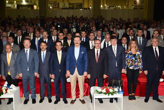 Üretici ile marketler YÖREX’te buluştu