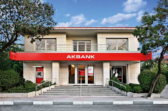 Akbank'tan 4,7 milyar TL net kar