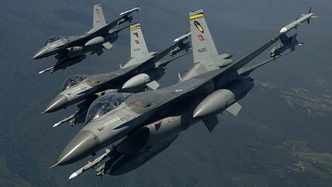 Irak'ın kuzeyindeki Zap bölgesine hava harekatı