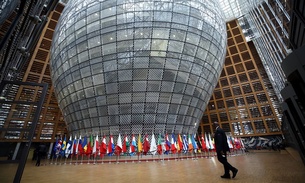 Euro Bölgesi'nde büyüme beklenenden daha fazla yavaşladı