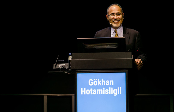 Prof. Hotamışlıgil'e 'mükemmeliyet' ödülü