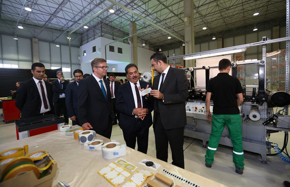 Alman Lohmann yeni üretim tesisini Gebze'de açtı