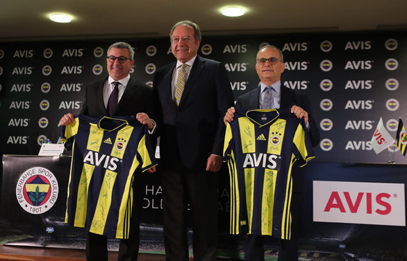 Fenerbahçe ile Avis imzaları attı