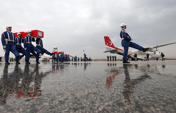 Şemdinli şehitleri memleketlerine uğurlandı