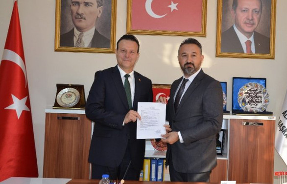 OSB Müdürü, belediye başkanı aday adayı oldu