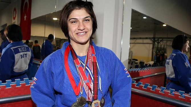 Milli sporculardan 2 altın madalya