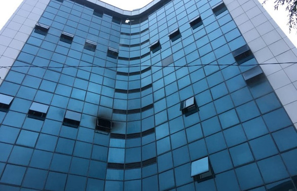 Şişli'de 17 katlı binada yangın