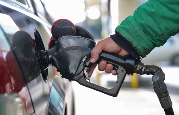 Benzine bir haftada ikinci indirim