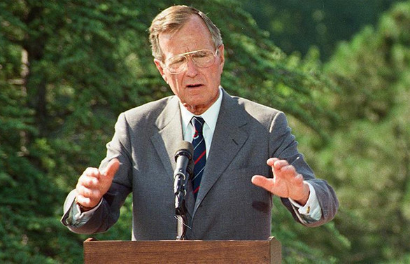 Eski ABD Başkanı 'Baba Bush' hayatını kaybetti